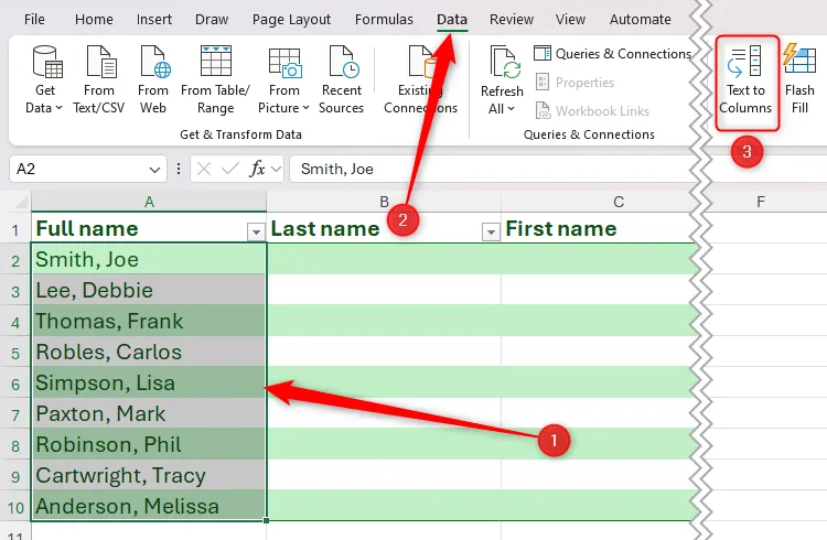 Chọn dữ liệu và công cụ Text to Columns trong tab Data của Excel