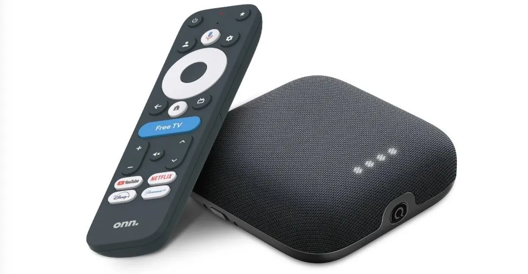 Điều khiển Google TV Onn 4K Pro của Walmart với nút Free TV màu xanh nổi bật