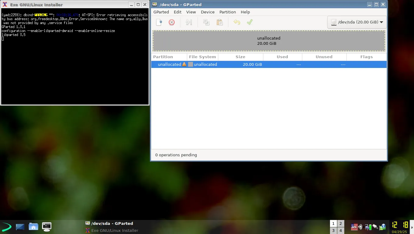 Giao diện GParted trong quá trình cài đặt EXE GNU/Linux để quản lý phân vùng ổ đĩa
