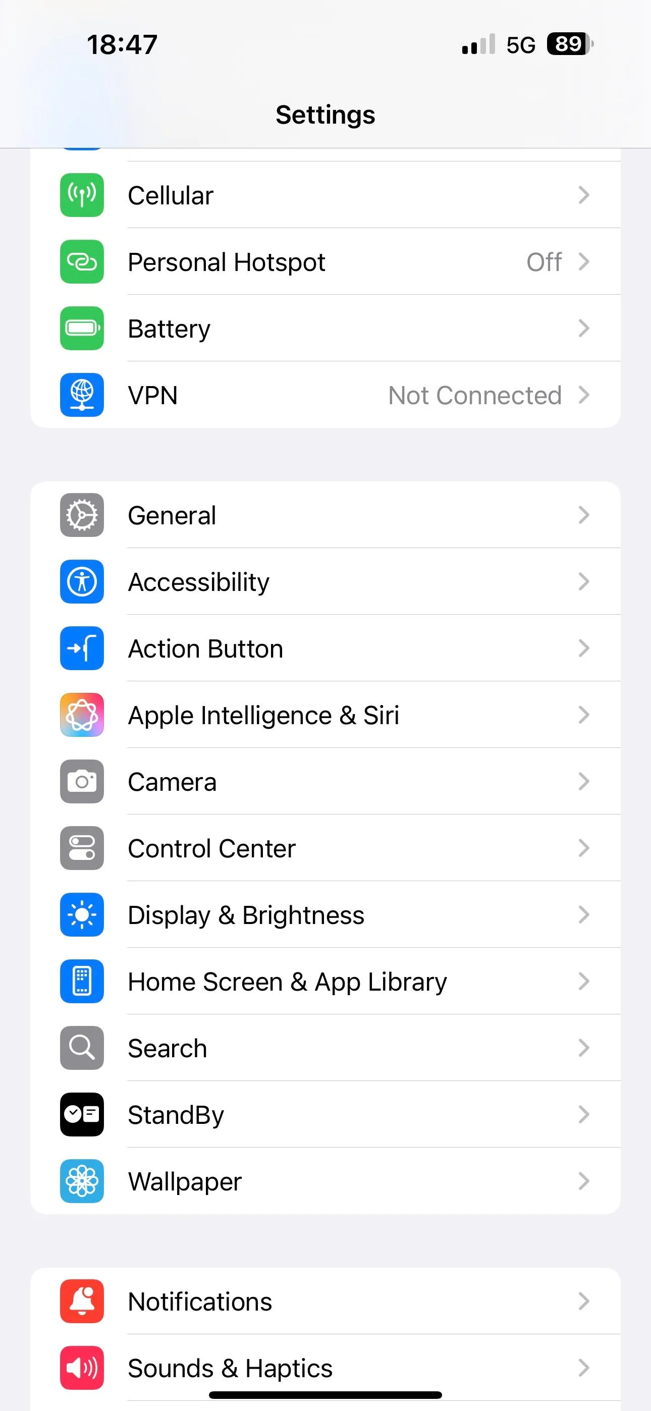 Giao diện ứng dụng Cài đặt (Settings) trên iPhone.
