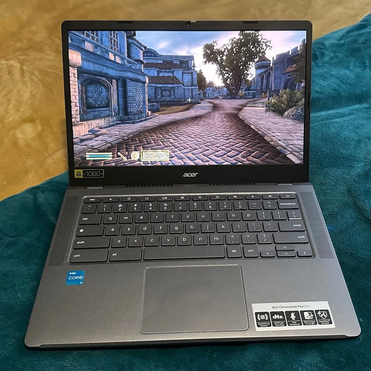 Hình ảnh gameplay Elder Scrolls Oblivion chạy mượt mà trên Chromebook Plus.