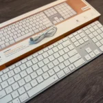 Hộp đóng gói và cáp sạc USB-C của bàn phím không dây Hyper HyperSpace