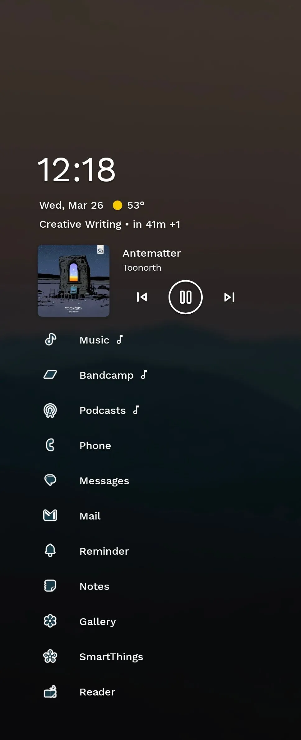 Màn hình chính của Niagara Launcher sau khi đã áp dụng gói biểu tượng tùy chỉnh