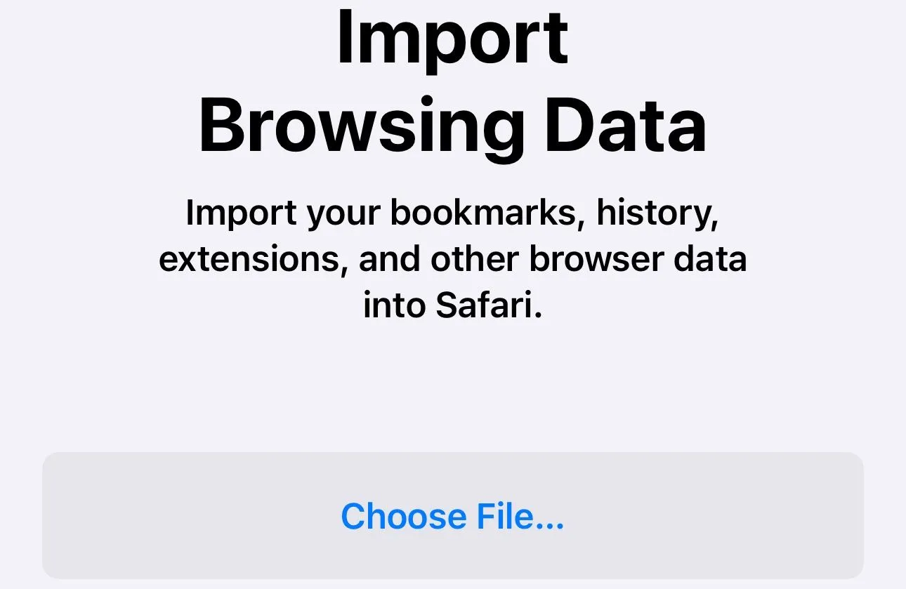 Nút &quot;Chọn Tệp&quot; trong công cụ nhập dữ liệu Safari trên iPhone.