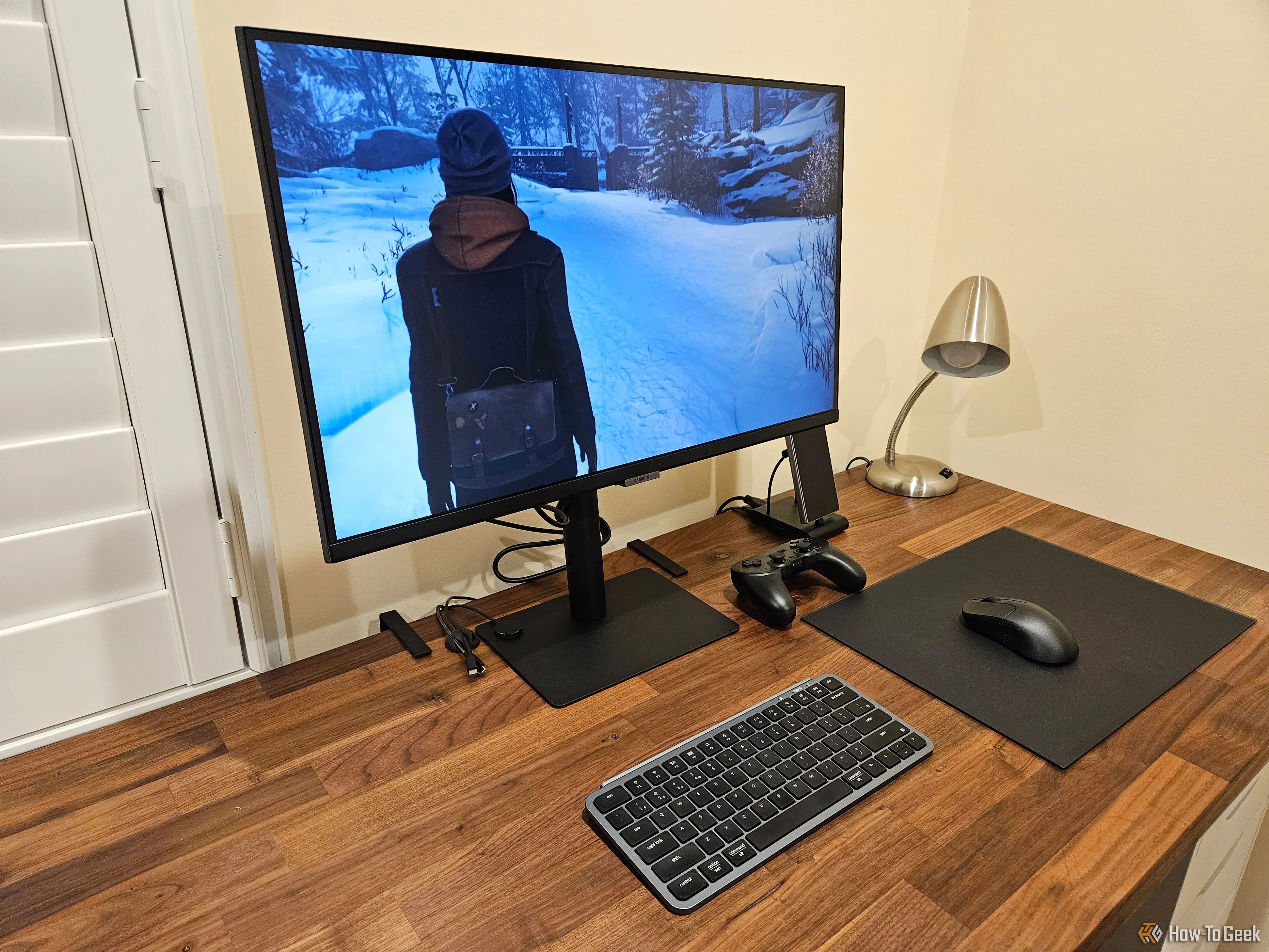 Trải nghiệm chơi game Life Is Strange Double Exposure trên Samsung DeX từ Galaxy Z Fold 6 kết hợp GeForce NOW trên màn hình ngoài.