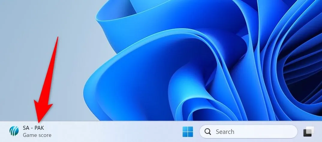Biểu tượng Widgets được làm nổi bật trên thanh tác vụ Windows 11, thường gây phiền toái với các thông báo không cần thiết.