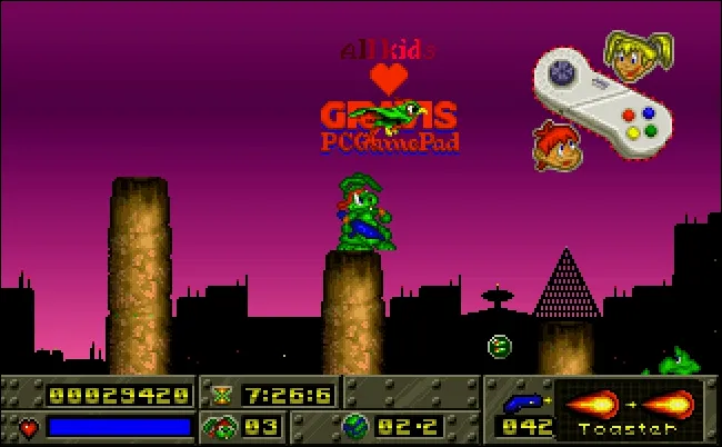 Cận cảnh tay cầm Gravis PC Gamepad với trò chơi Jazz Jackrabbit đang chạy trên màn hình.