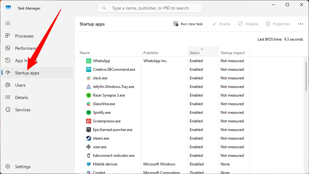 Chọn tab Ứng dụng khởi động trong Task Manager