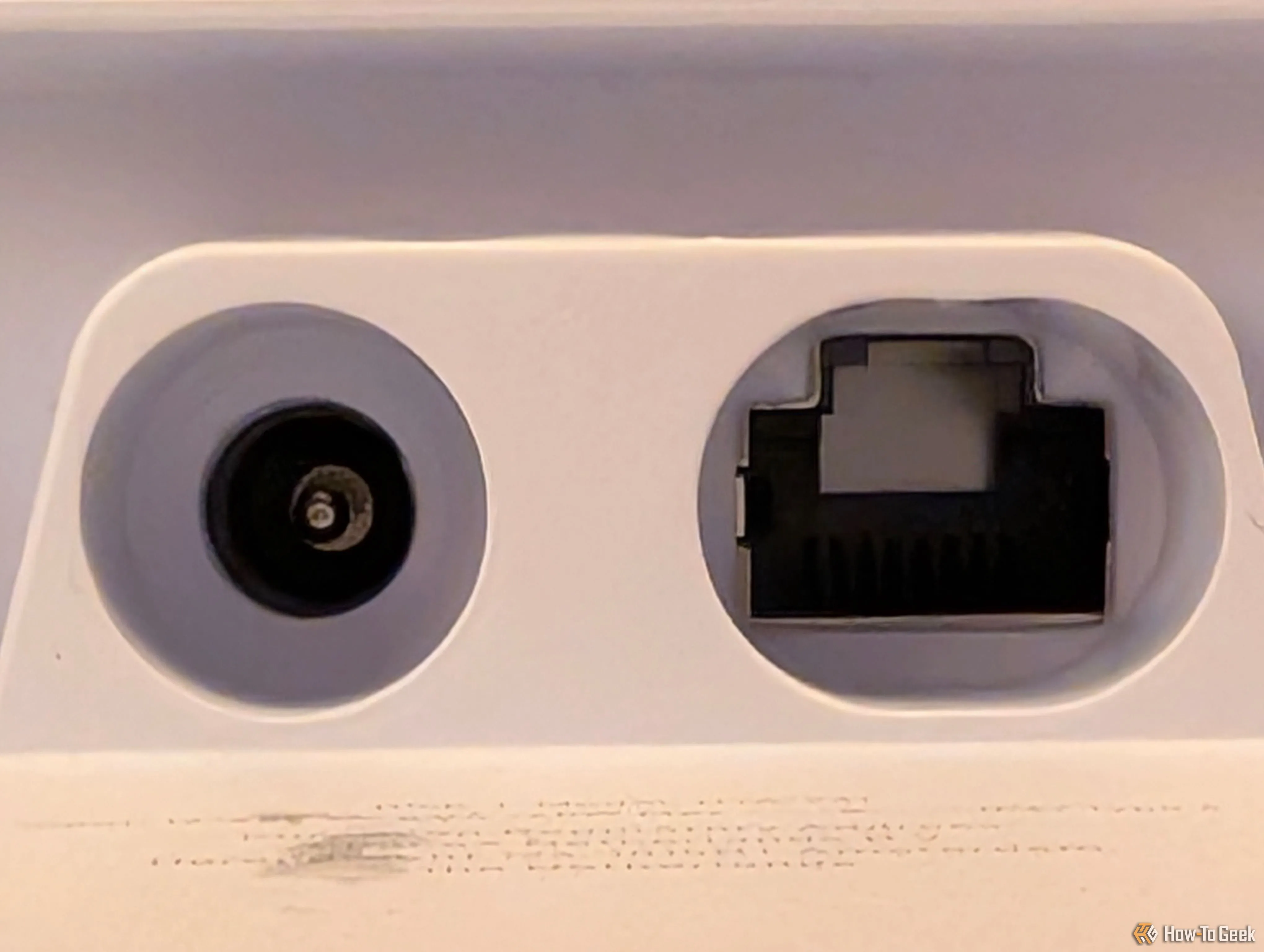 Cổng Ethernet trên Starlink Mini