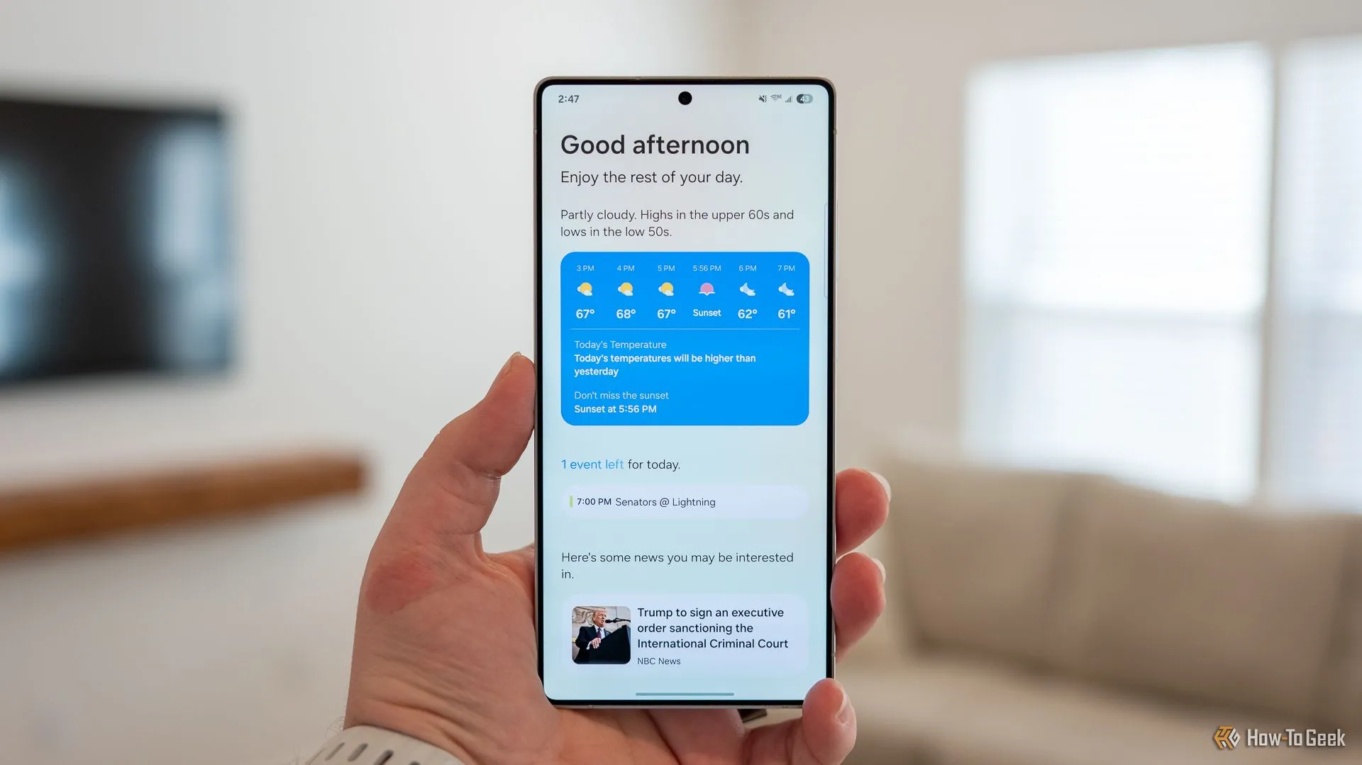 Giao diện Now Brief đầy đủ trên Samsung Galaxy S25 Ultra, hiển thị thời tiết, lịch và tin tức
