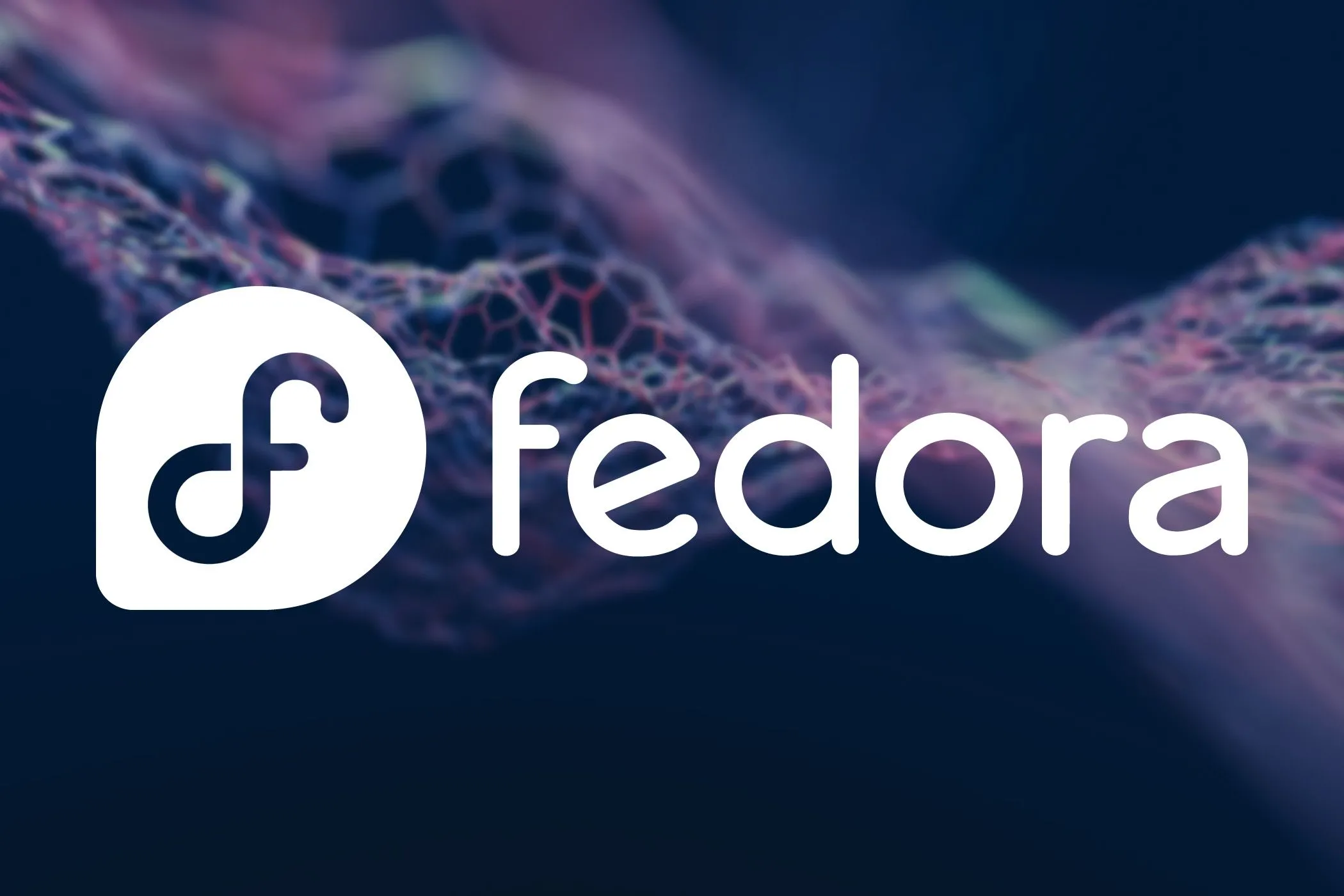 Logo Fedora Linux trên nền xanh đặc trưng.