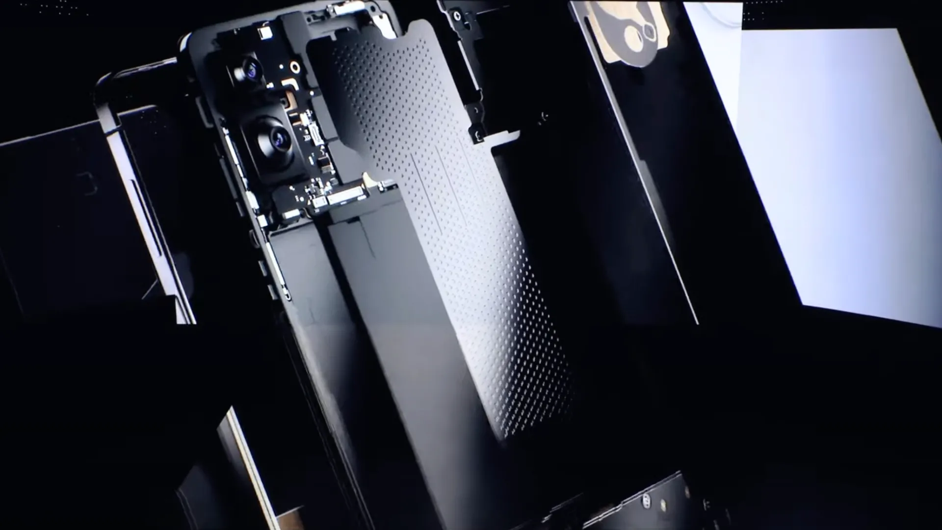 Mô phỏng các linh kiện bên trong Galaxy S25 Edge, cho thấy sự tối ưu không gian để đạt độ mỏng ấn tượng