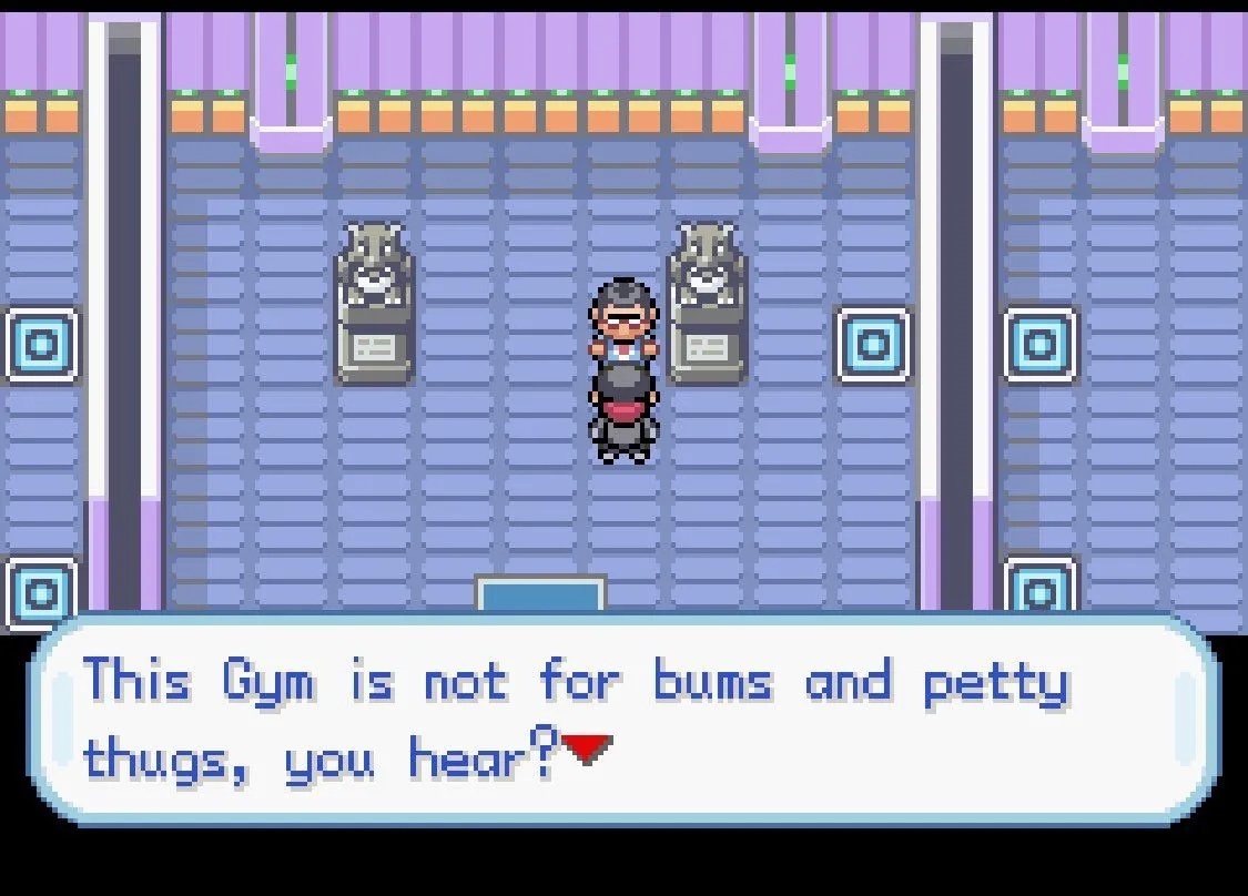 Một người chơi trong vai thành viên Team Rocket cố gắng vào một nhà thi đấu gym trong Pokémon FireRed: Rocket Edition.