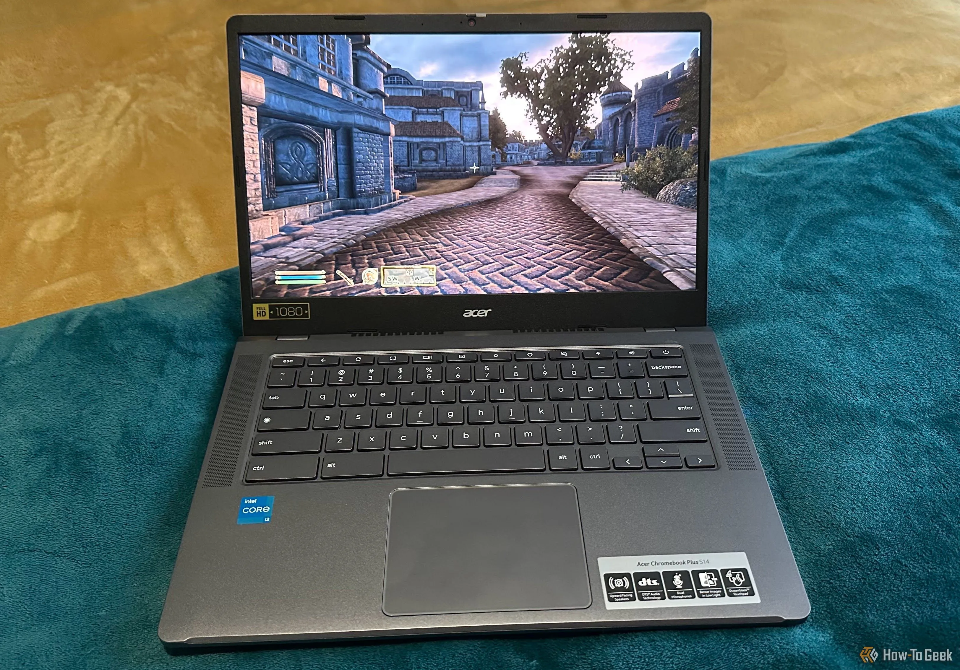 Trải nghiệm chơi game The Elder Scrolls Oblivion với hiệu suất 60fps trên Chromebook Plus, thể hiện khả năng xử lý đồ họa ấn tượng.