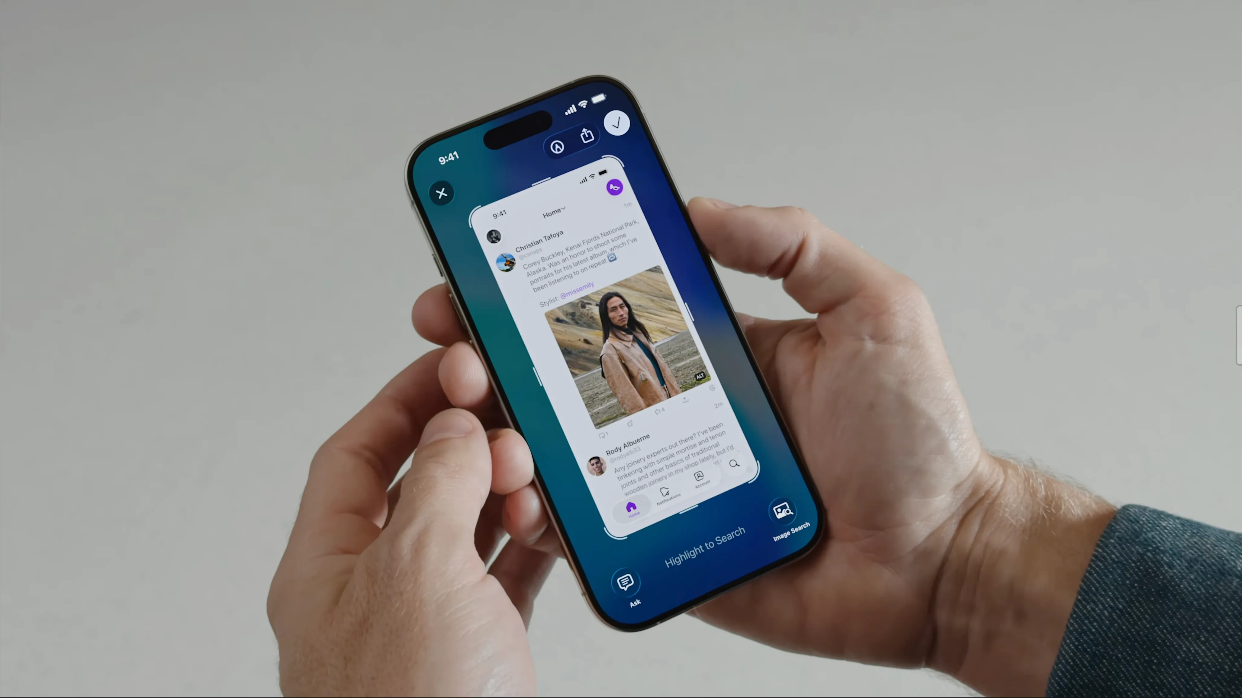 Visual Intelligence trên iOS 26 cho phép tìm kiếm hình ảnh trên màn hình và tích hợp Ask ChatGPT