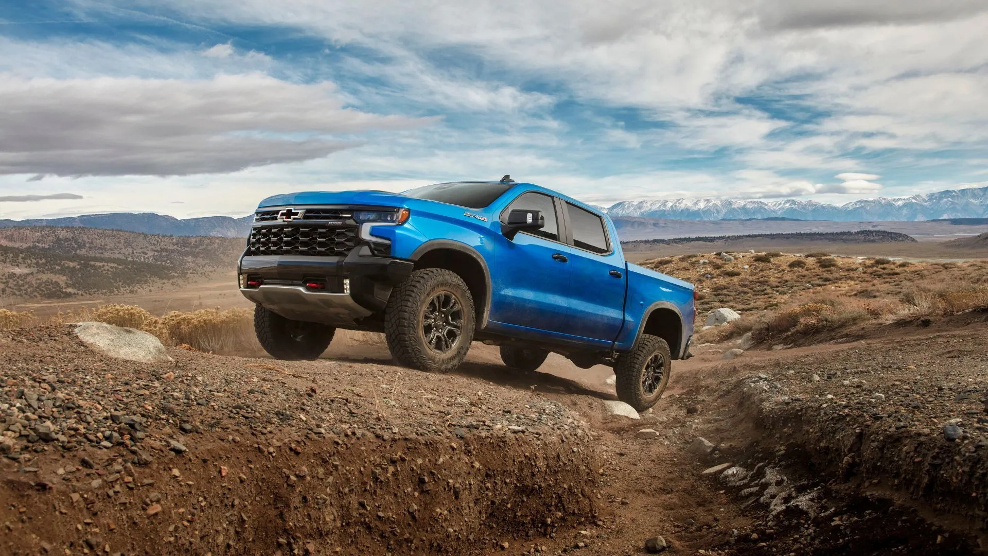 Xe Chevrolet Silverado ZR2 2024