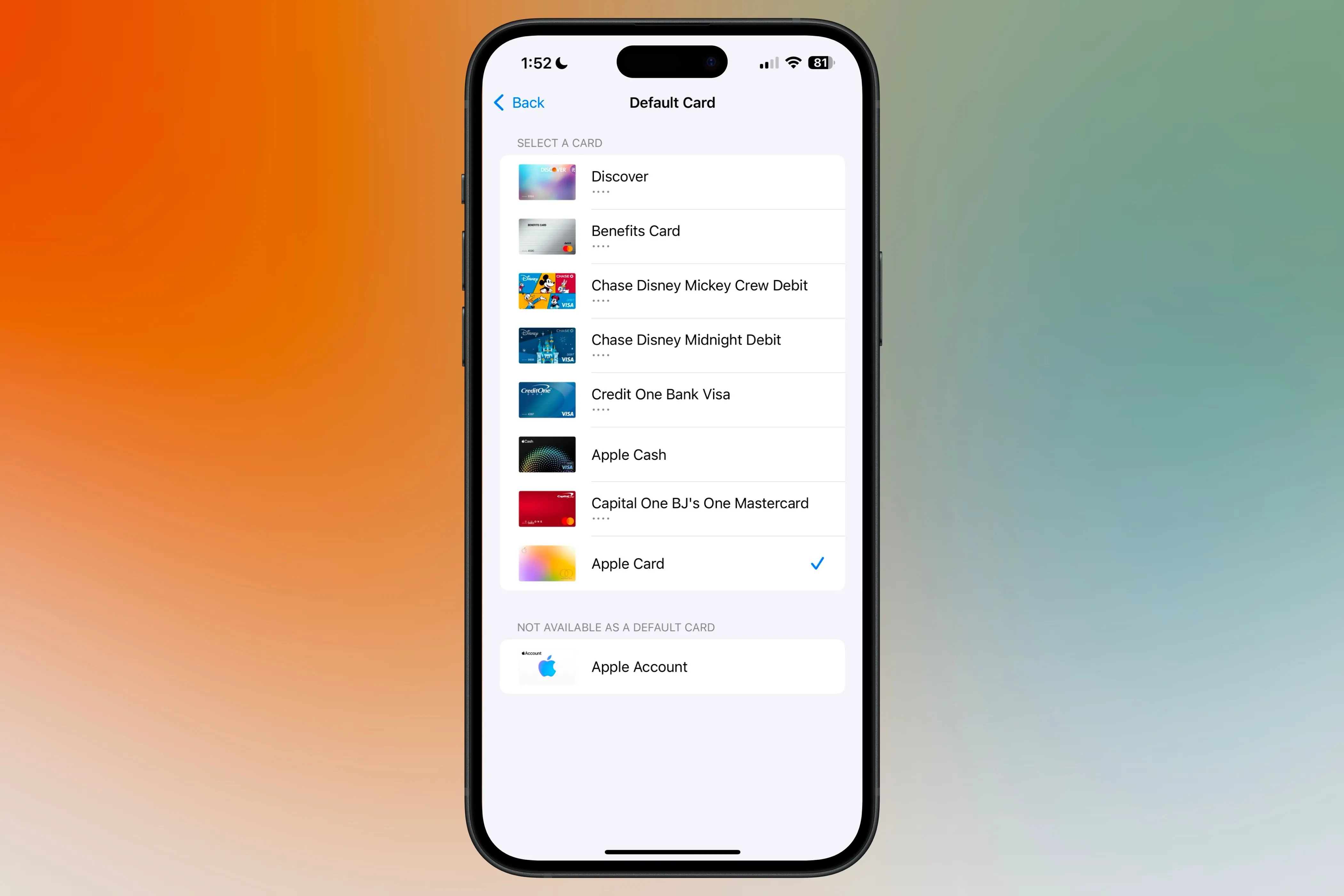 Chọn thẻ mặc định cho Apple Wallet.