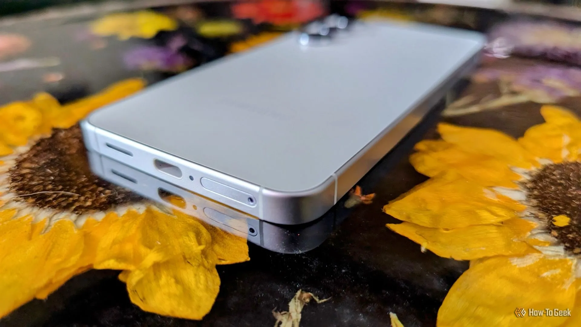 Cổng USB-C của Samsung Galaxy S25