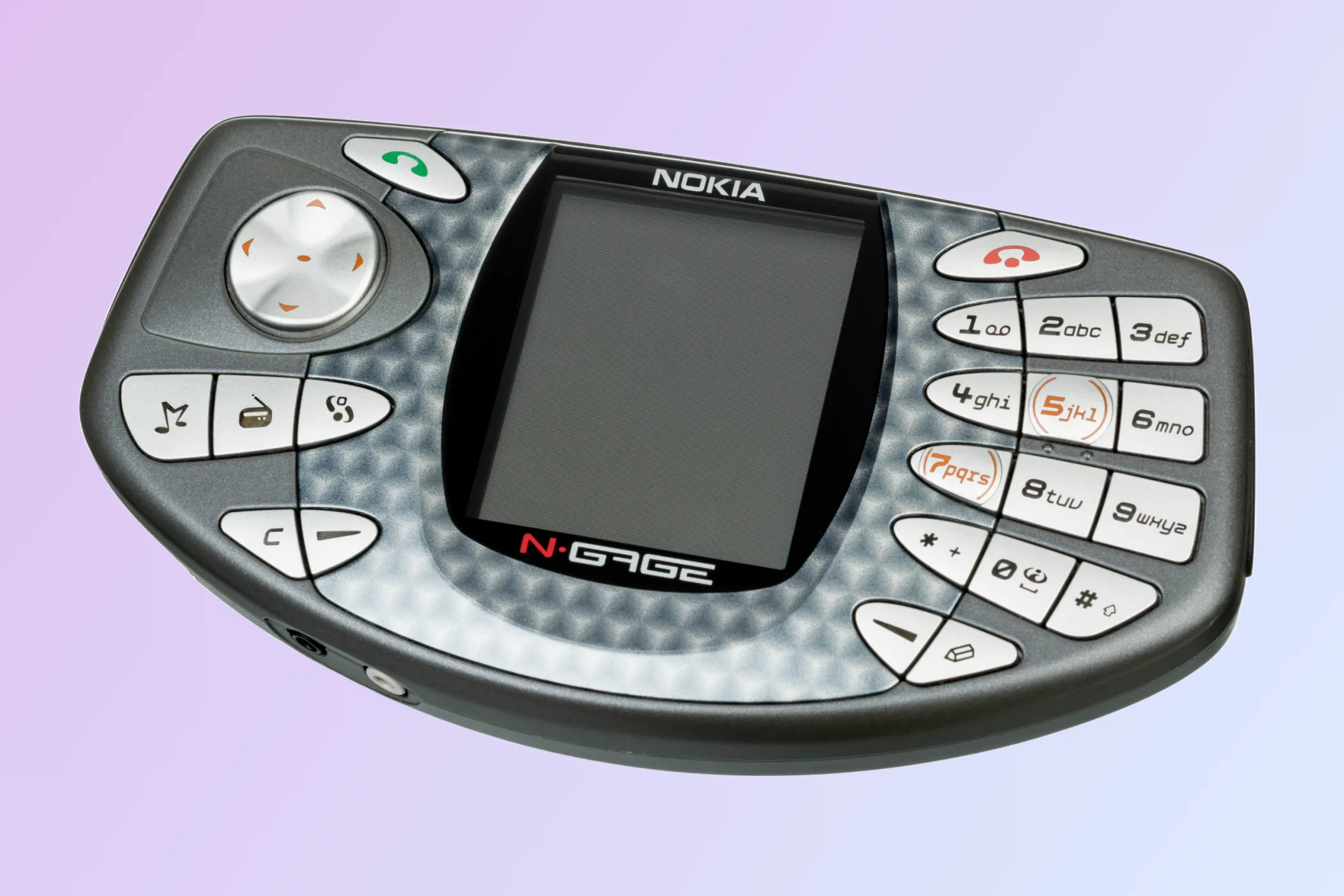 Nokia N-Gage, thiết bị lai điện thoại và máy chơi game cầm tay chạy Symbian S60