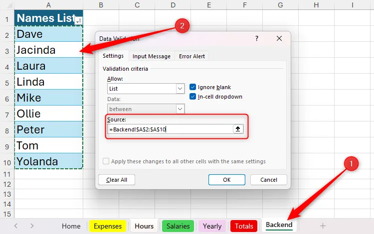Danh sách tên trong bảng được chọn làm Nguồn của quy tắc Xác thực Dữ liệu trong Microsoft Excel