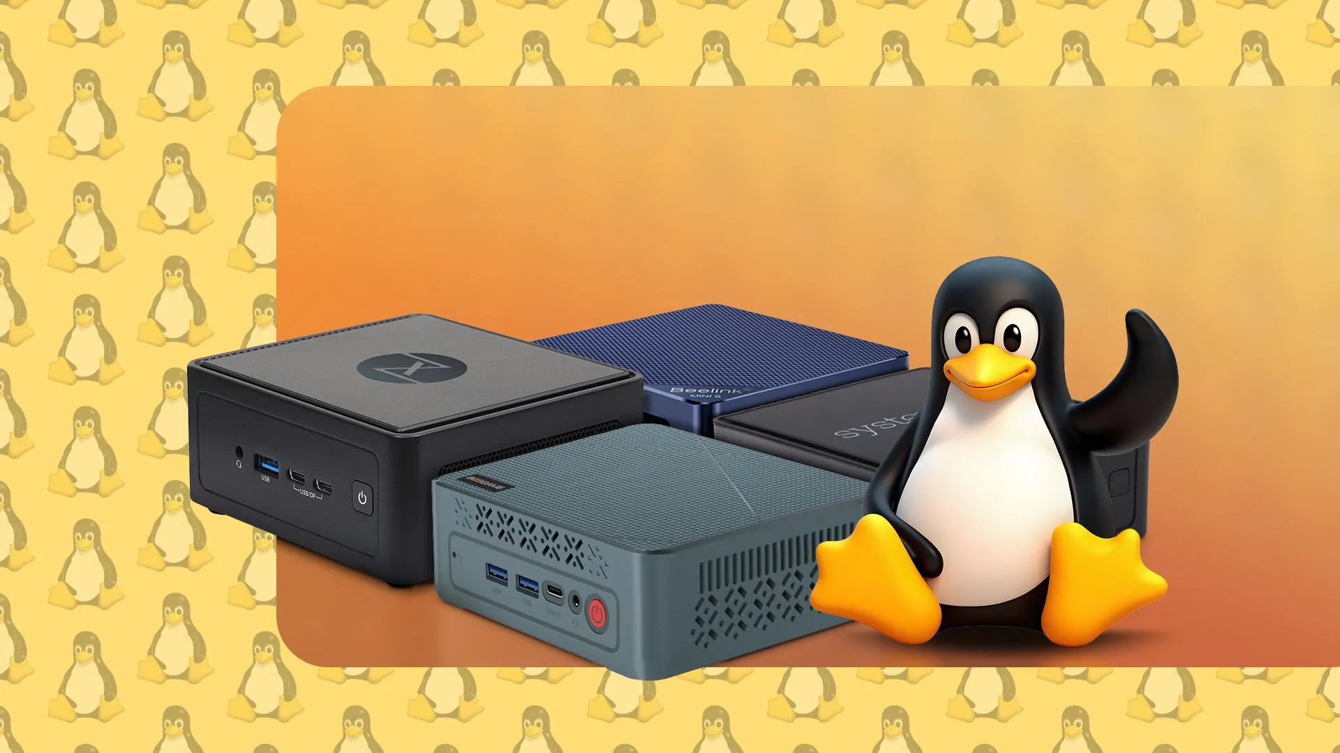 Linh vật chim cánh cụt Linux Tux ngồi cạnh các máy tính mini PC, thể hiện tính linh hoạt phần cứng của Linux.