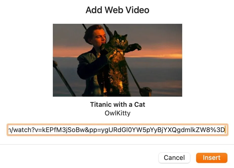 Mô tả cách nhúng liên kết video vào tài liệu, minh họa cho việc chia sẻ video clip trên các nền tảng chat