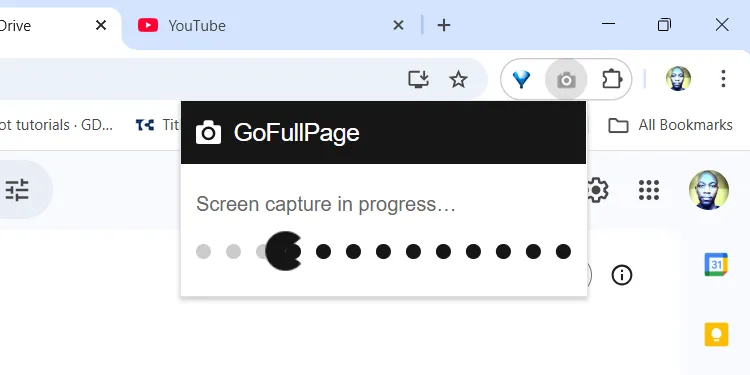 Tiện ích GoFullPage đang chụp toàn bộ trang web trong Chrome